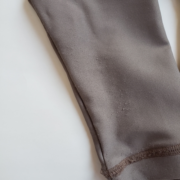 Hanna Andersson Floral Rash Guard 90 - Picture 5 of 7